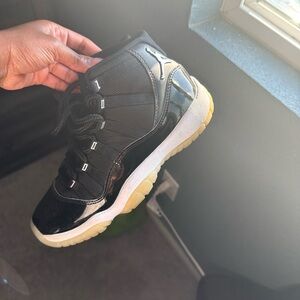 Jordan Kids Sneakers - Black and Cream